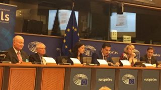 «Un milione e mezzo di credenti incarcerati»: la persecuzione religiosa in Cina denunciata al Parlamento Europeo