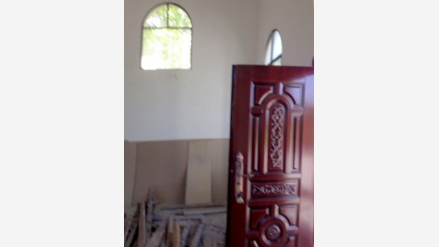 L’interno della chiesa dopo la distruzione