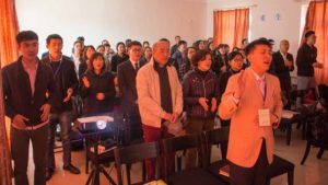 La gente canta il canto