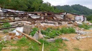 Due abitazioni dopo la demolizione