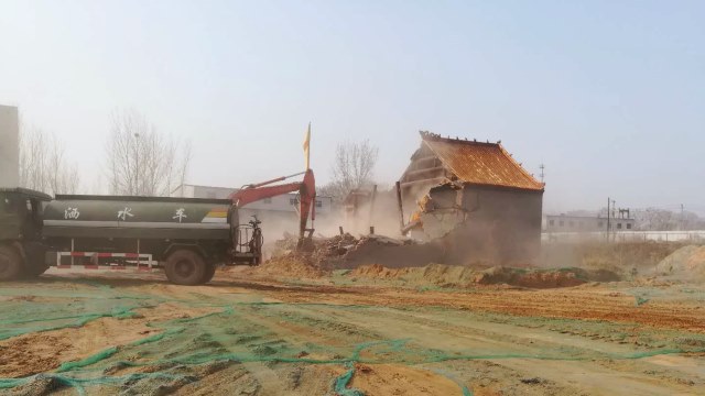 Demolito un tempio della città di Xinzheng