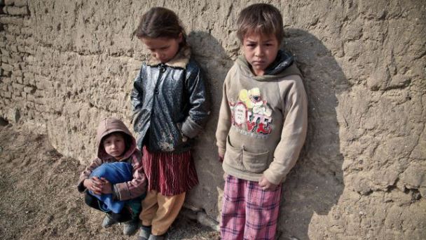 poveri bambini