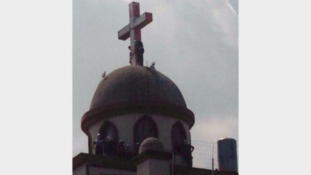 La croce della chiesa di Yayang
