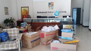 L’equipaggiamento portato via dalla scuola Rehoboth