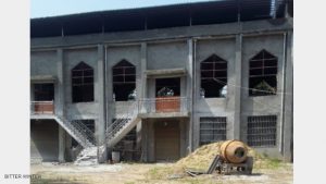 La chiesa prima della demolizione