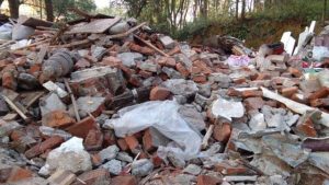 Il tempio di Xishan ridotto a un cumulo di macerie