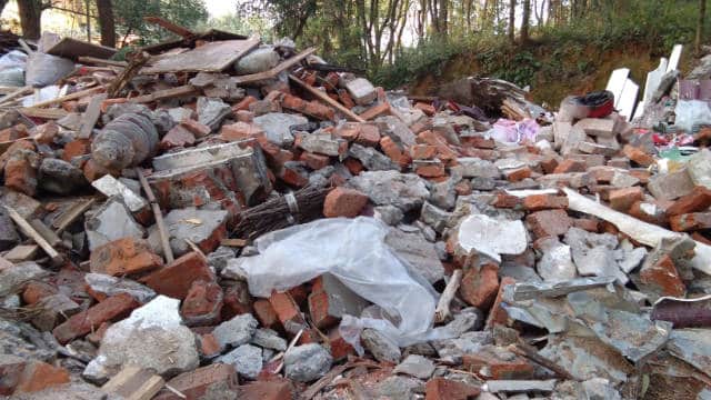 Il tempio di Xishan ridotto a un cumulo di macerie