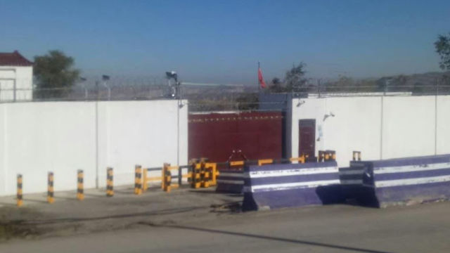 Un campo per la trasformazione attraverso l'educazione dello Xinjiang