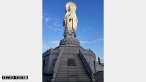 L'aspetto originale della statua della “Guanyin a tre facce”