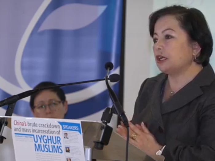 Rahime Mahmut, musulmana uigura londinese