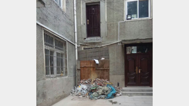 La scala che conduceva alla stanza di don Liu è stata demolita