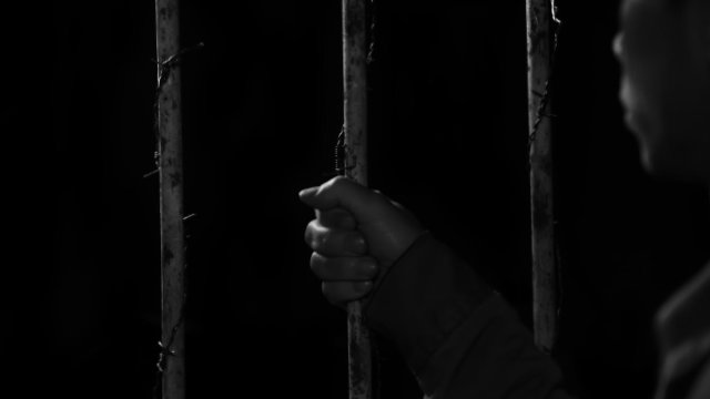 Un-arrestato-persona