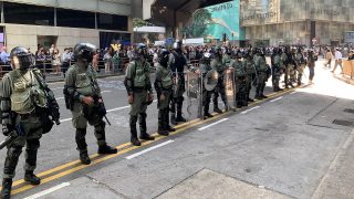 Hong Kong: le immagini girate da Ed Chin per “Bitter Winter”