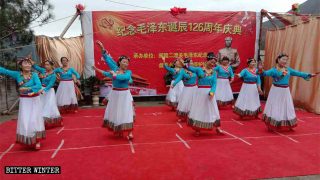 Scordatevi il Natale, celebrate Mao Zedong