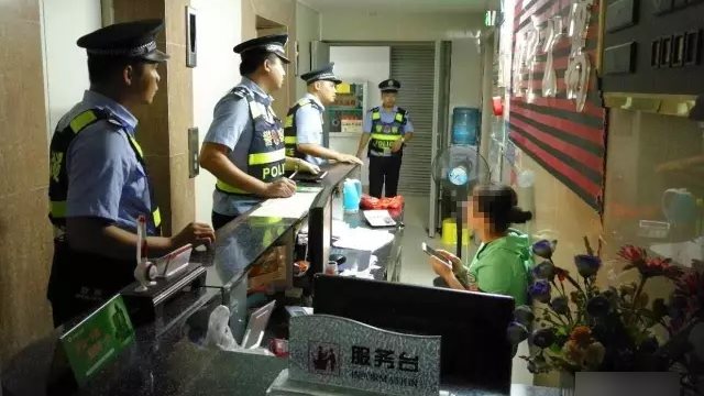 La polizia indaga in un hotel