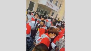 Operai uiguri e di altre etnie turcofone