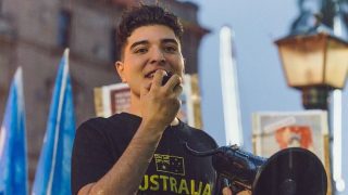 Drew Pavlou critica il PCC e rischia l’espulsione dall’università
