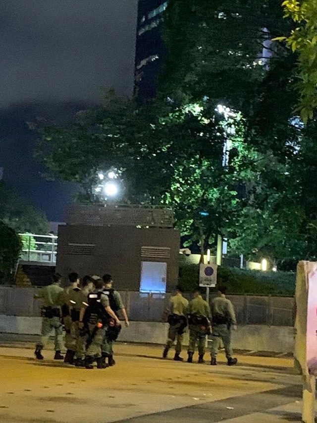 manifestanti democratici si riunita a Victoria Park