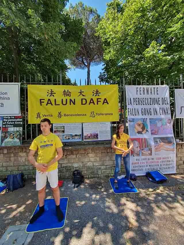 Immagini della protesta di Roma